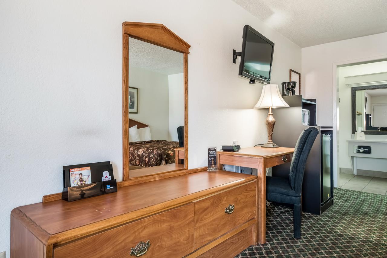 Americas Best Value Inn Paris Eksteriør bilde